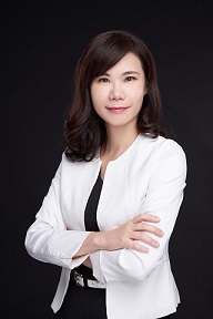 顏溦伶 IDP國際教育中心 HR經理、講師